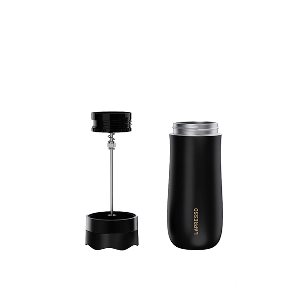 قطعات ماگ و فرنچ پرس LePRESSO Insulated – فیلتر و بدنه اصلی قطعات جداشده ماگ و فرنچ پرس LePRESSO Insulated شامل فیلتر و بدنه